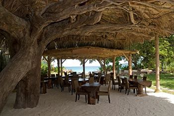 Augerine Guest House Beau Vallon  Exterior photo