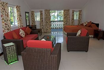 Augerine Guest House Beau Vallon  Exterior photo